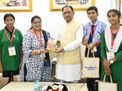 राष्ट्रपति से भेंट कर लौटे प्रतिभावान विद्यार्थियों ने मुख्यमंत्री श्री विष्णु देव साय से की सौजन्य मुलाकात