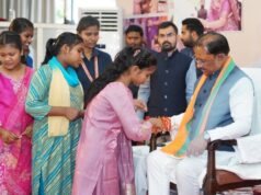 विशेष लेख : महतारी के आशीष से, राखी के विश्वास से मुख्यमंत्री श्री विष्णु देव साय के नेतृत्व में महिलाओं के सम्मान, स्वावलंबन और आर्थिक सशक्तिकरण की दिशा में निरंतर पहल